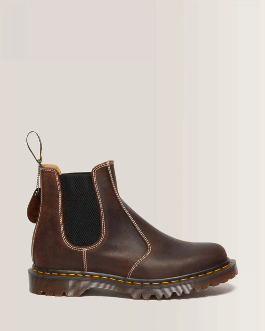 2976 Made in England Wax Commander Chelsea Boots