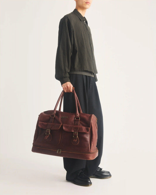 WEEKENDER AMBASSADOR LEATHER BAG