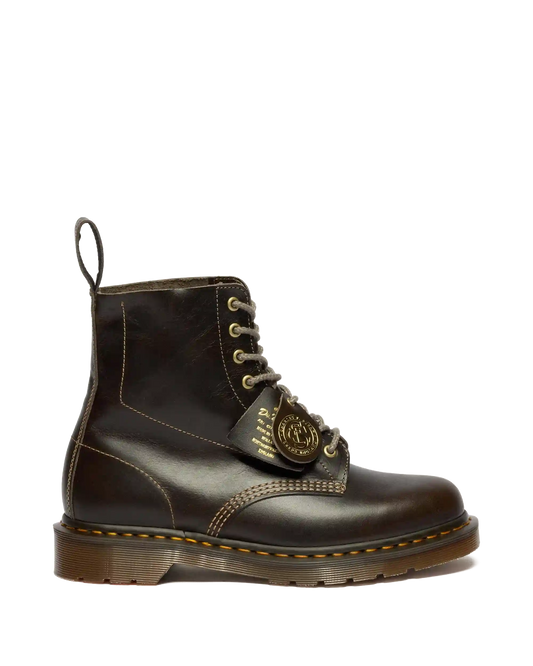 1460 Made In England Classic Calf Leather Boots